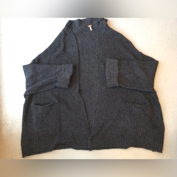 Free People Low Tide Oversized Cardi with pockets- navy blue - Picture 5 of 16